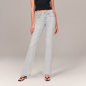 Abercrombie Mid Rise 90s Straight Jeans